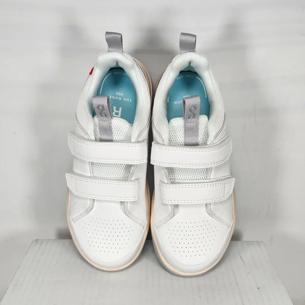 On Running The Roger Kids Size 13.5 White Glacier Hook-and-Loop Sneakers